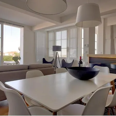 Vakantiehuis Beautiful Duplex Terrace With Sea View 2Nd Cote Des Basques *